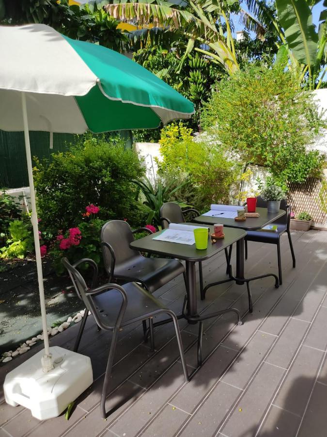 Sunny Orange Garden Apartment In Central Lisabona Exterior foto