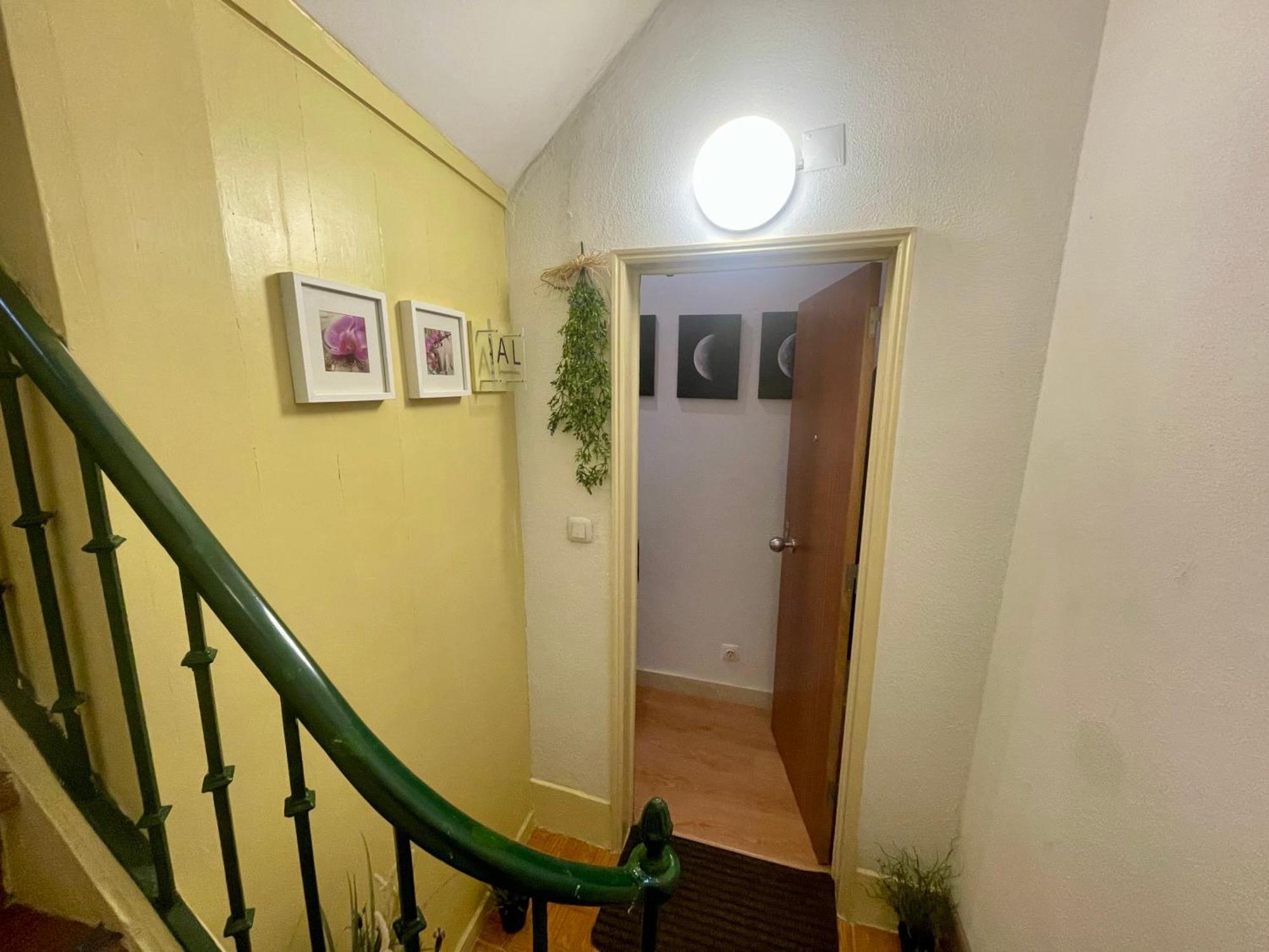 Sunny Orange Garden Apartment In Central Lisabona Exterior foto