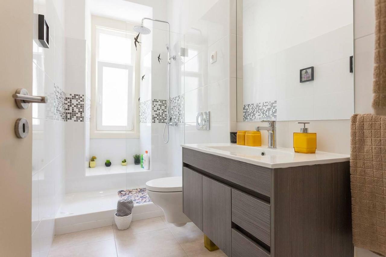 Sunny Orange Garden Apartment In Central Lisabona Exterior foto