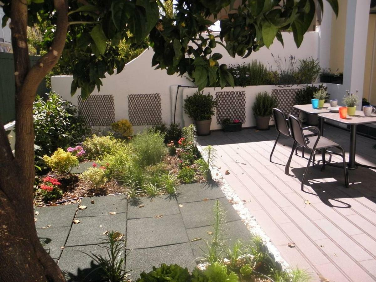 Sunny Orange Garden Apartment In Central Lisabona Exterior foto