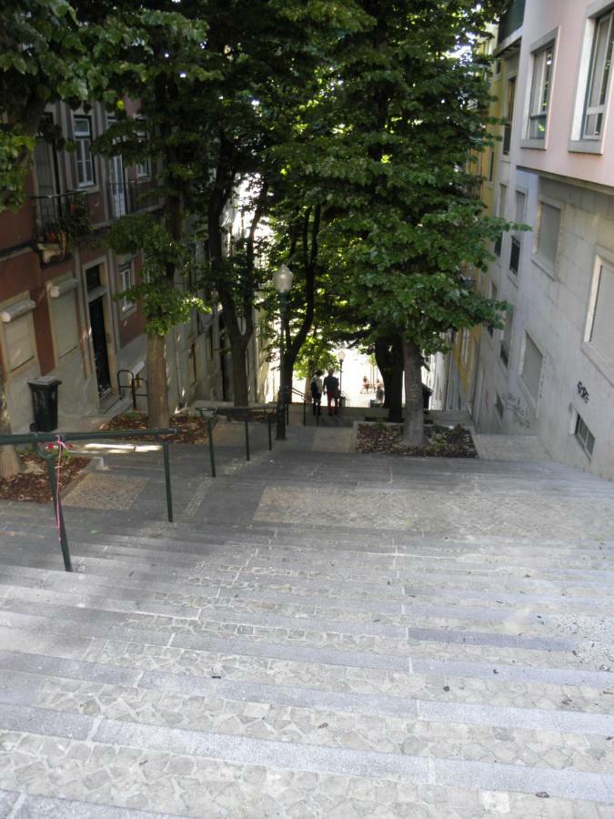 Sunny Orange Garden Apartment In Central Lisabona Exterior foto